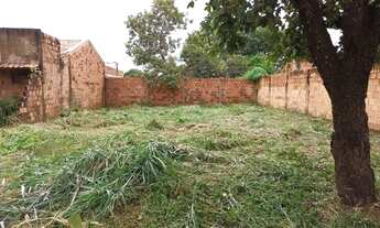 Imagem: E/ Vende-se terreno