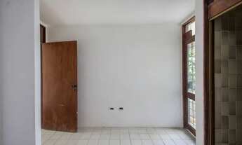 Imagem 4: Casa 4 quartos para vender no Bairro do Monteiro em Recife