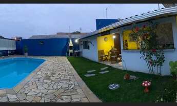 Imagem 4: Casa com piscina em Itapoá