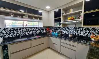 Imagem 4: Marina Rio Belo Excelente Casa Duplex com 3 Suítes 454m²