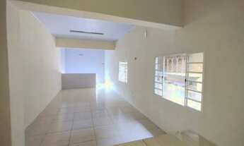 Imagem 7: Deposito com 330m2 com área de escritório