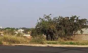 Imagem: Terrenos no bairro Cidade Jardim em Araraquara