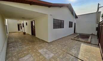 Imagem 4: Vendo casa aceito negociação com estrangeiros