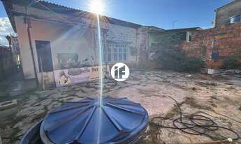 Imagem 5: Casa no Universitário pronta para ser financiada! 250m² de terreno com 03 quartos sendo 01