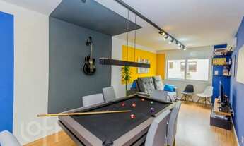 Imagem 2: Imóvel para venda possui 128 metros quadrados com 2 quartos em Menino Deus - Porto Alegre