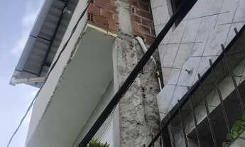 Imagem: Casa pra vende ou troca fica no alto da