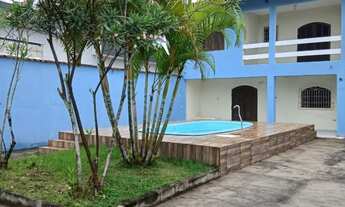 Imagem: Casa de praia com piscina