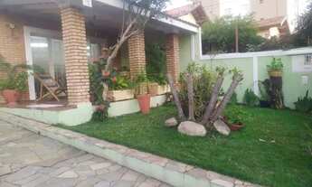 Imagem 2: Casa à Venda em Vila Jaboticabeira, Taubaté - SP