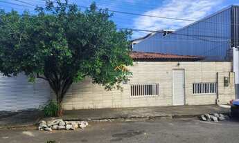 Imagem: Casa à venda em Parque Residencial Laranjeiras