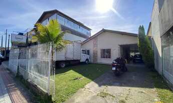 Imagem: Casa com 03 dormitórios no bairro Jardim