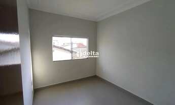 Imagem 10: Casa estilo sobrado residencial disponível para locação e venda no bairro Alto Umuarama em