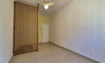 Imagem 6: VENDO APARTAMENTO VAZIO FRENTE 27m..CENTRO RJ..01 QUARTO