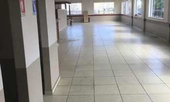 Imagem 5: Sala Comercial de 240m² no Bairro Barnabé - Ideal para Restaurante ou Salão de Festas