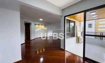 Imagem: Ed. Antonio Poteiro - Em frente ao Parque