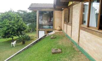 Imagem 2: Linda casa, tipo chácara em bairro nobre da cidade!