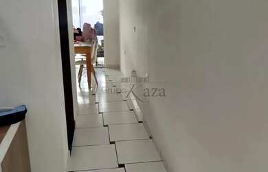 Imagem 4: Oportunidade - Casa Sobrado - Jardim Santa Marina - Jacareí - 2 Dormitórios - 54m²