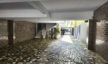 Imagem 2: Lindo Apto no Marco semi Mobiliado 3 quartos