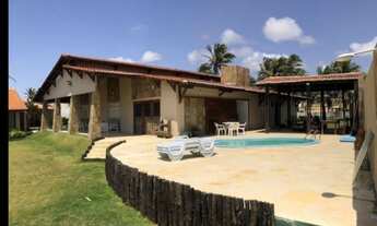 Imagem: Casa a beira mar de Búzios semana santa