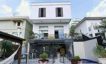 Imagem: Sobrado de 5 Dormitórios,3 Vagas Morumbi