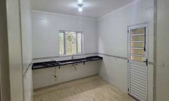 Imagem 4: Casa de 45m² na rua do metrô Vila Matilde com quintal nos fundos