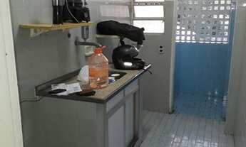 Imagem 4: Vendo lindo apartamento(R$130.000), bem localizado, em cond. fechado - Portaria 24h