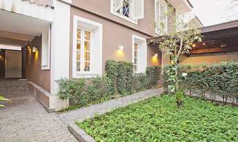 Imagem 2: Casa para venda tem 450 metros quadrados com 5 quartos em Alto de Pinheiros - São Paulo