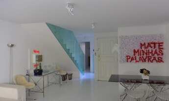 Imagem: Sobrado para venda tem 300 metros quadrados