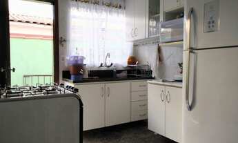 Imagem 4: Sobrado para Venda em São Paulo, Horto Florestal, 4 dormitórios, 2 banheiros, 2 vagas