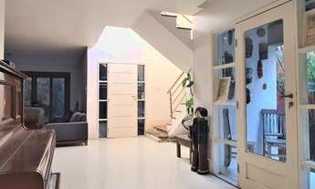 Imagem 3: Casa para venda possui 400 metros quadrados com 4 quartos em Jardim Santa Helena - São Pau