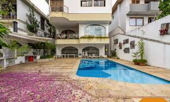 Imagem 2: ALTO PADRÃO - VENDE - CIDADE JARDIM SOBRADO 4 DORM. 4 SUÍTES - 4 VAGAS DE GARAGEM AT 69