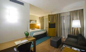 Imagem 4: Flat Estanplaza Berrini, na Av. Luis C. Berrini, prox a Marg Pinheiros e Estação Berrini d