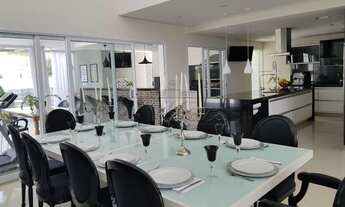 Imagem 6: Casa de condomínio sobrado para venda possui 346 metros quadrados com 4 quartos