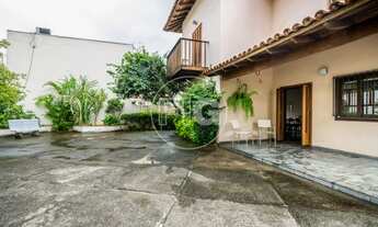 Imagem 3: CASA MONTEZUMA - JARDIM DAS BANDEIRAS - Venda - 300 m² - 4 Quartos (2 Suítes) - 4 Vagas