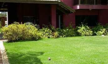 Imagem 3: Casa de condomínio para venda tem 400 metros quadrados com 3 quartos