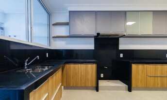 Imagem 5: Apartamento para venda tem 300 metros quadrados com 4 quartos em Santo Amaro - São Paulo