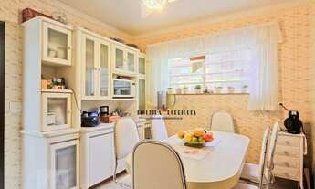 Imagem 7: Sobrado com 4 dormitórios, sendo 1 suíte 3 vagas de garagem à venda, 220 m² por R$ 1.200.0