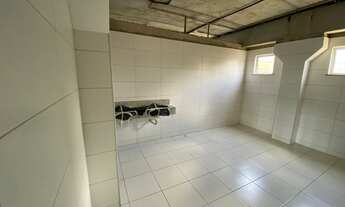 Imagem 2: OLHO D?ÁGUA sentido ARAÇAGI: ALUGO GALPÃO NA AVENIDA