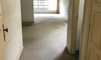 Imagem 2: VENDO APARTAMENTO EM ÓTIMA LOCALIZAÇÃO