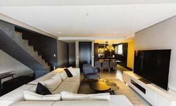 Imagem 4: CHARMOSA COBERTURA - TOTALMENTE REFORMADA - 210 M² ÚTEIS