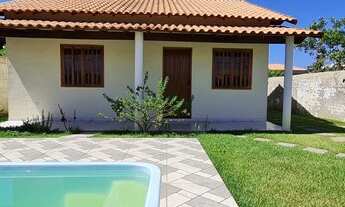 Imagem: Casa com piscina, de 2 qts (1 suite), sala