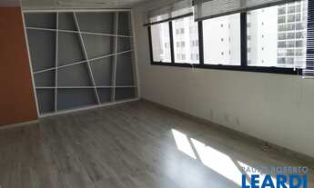 Imagem: CONJ. COMERCIAL - CHÁCARA SANTO ANTONIO