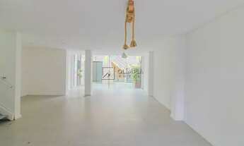 Imagem: Casa Locação 3 Dormitórios - 200 m²