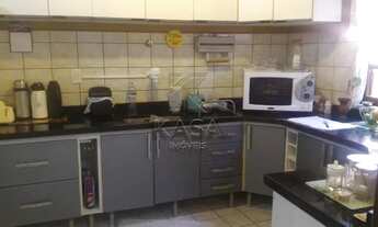 Imagem 7: Maravilhosa casa com 2 dormitórios, sendo 01 com ar condicionado, amplas salas de estar e