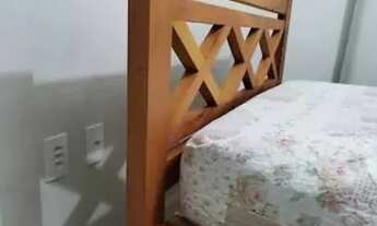 Imagem: Procuro menina para dividir apartamento