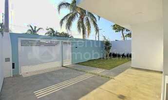 Imagem 2: CASA à venda com piscina e 3 quartos em Itanhaém, no bairro Bopiranga