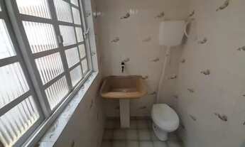 Imagem 7: Apartamento no Bairro PETROPOLIS com 60 m², 2 dormitórios, área de serviço, banheiro socia