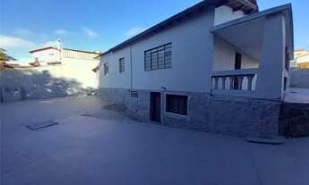 Imagem 6: Casa para alugar em Jardim Bom Pastor de 120.00m² com 2 Quartos e 4 Garagens