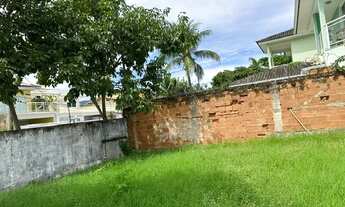 Imagem: Lote plano, em Camboinhas, com excelente