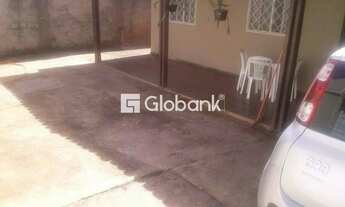 Imagem 5: Casa à venda em Alto Floresta, Montes Claros - 3 quartos, 100 m² úteis