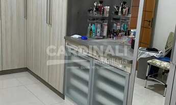 Imagem 6: Casa em condomínio, com área de lazer completo, piscina e repletos de armários